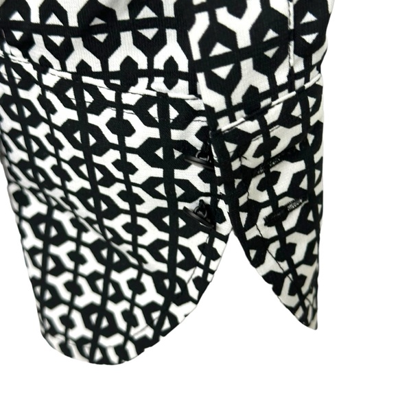 343 - BLACK & WHITE BLOUSE/TOP LARGE - Picture 9 of 15